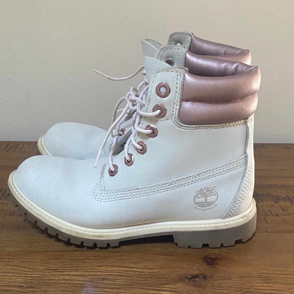 Timberland Waterville 6” Waterproof Boot Women’s Natural Nubuck Size 6.5